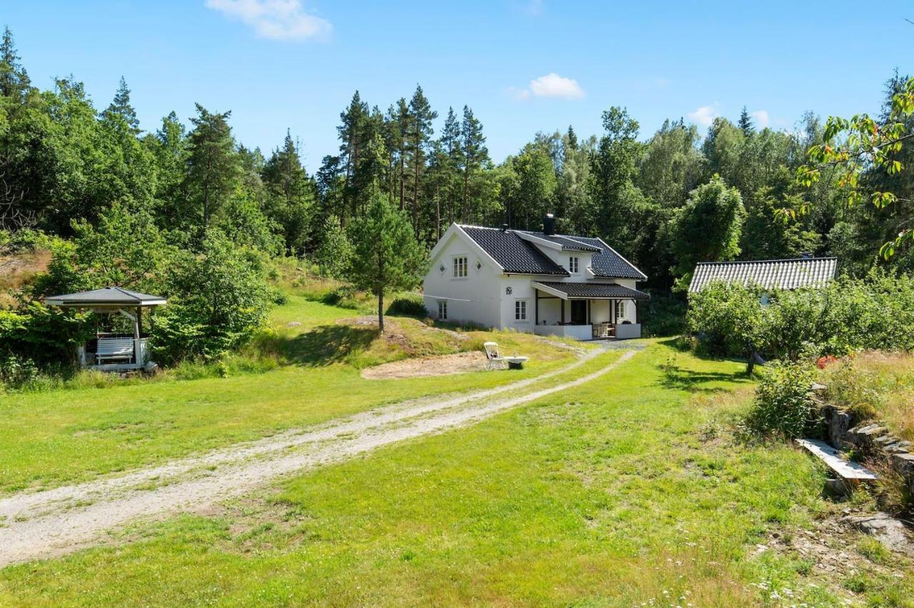 Romantic Farmhouse With Idyllic Garden Villa Våsjø Eksteriør bilde